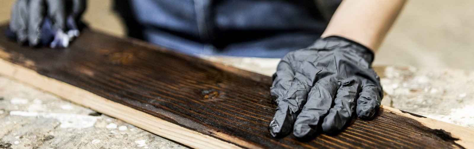 carpenter-coating-wood-with-lacquer-2022-12-16-00-05-03-utc (1)